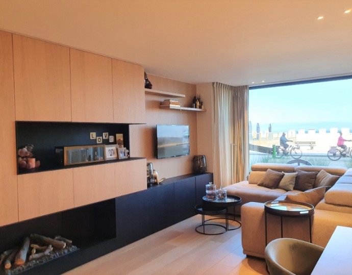 Luxueux appartement rénové en bord de mer à Oostduinkerke