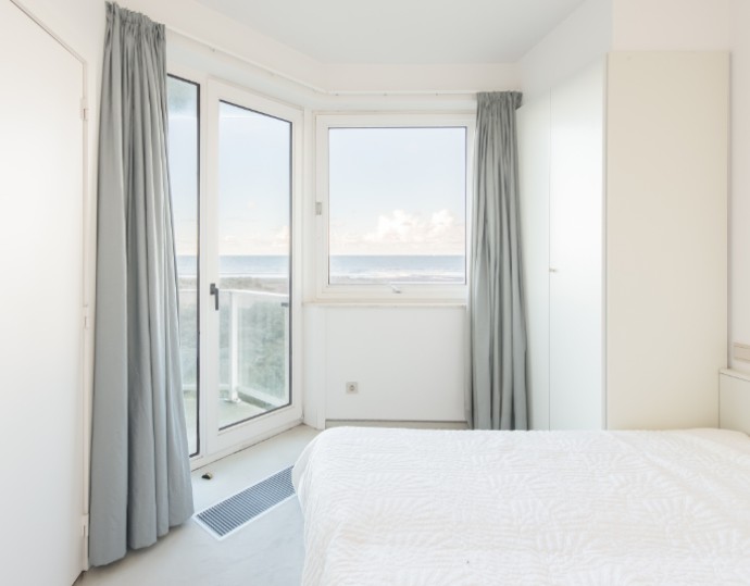 Exclusief 2-slaapkamer appartement met panoramisch zeezicht