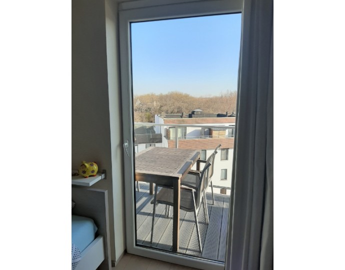 Recent 2-slaapkamer appartement te huur op jaarbasis