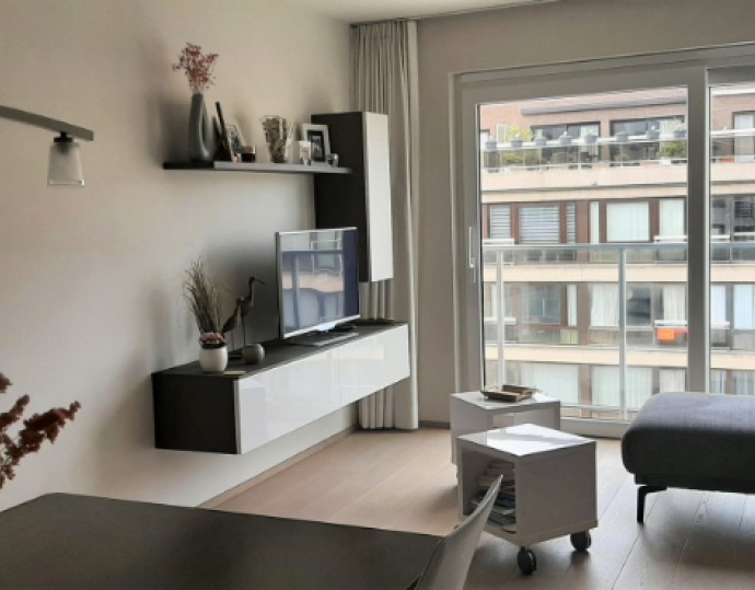 Appartement récent de 2 chambres à louer à l'année