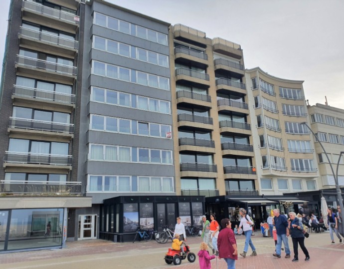 Appartement de 2 chambres sur le front de mer à Oostduinkerke à vendre