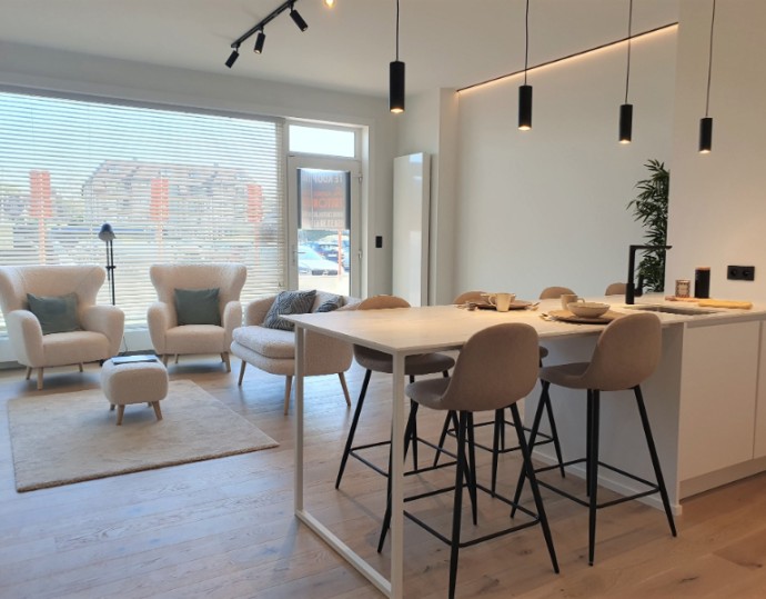Appartement de 3 chambres luxueusement rénové sur le front de mer d'Oostduinkerke